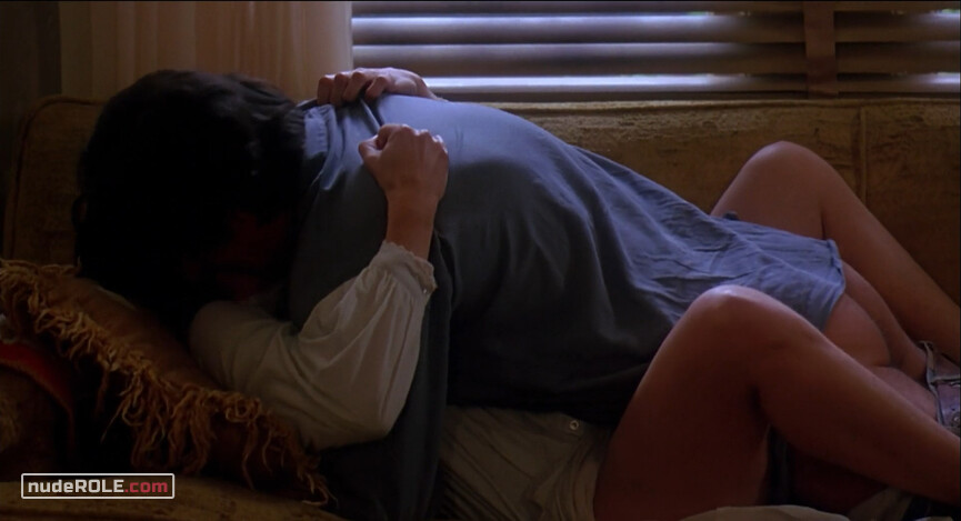 1. Martha nude , Frances sexy – A Dangerous Woman (1993)