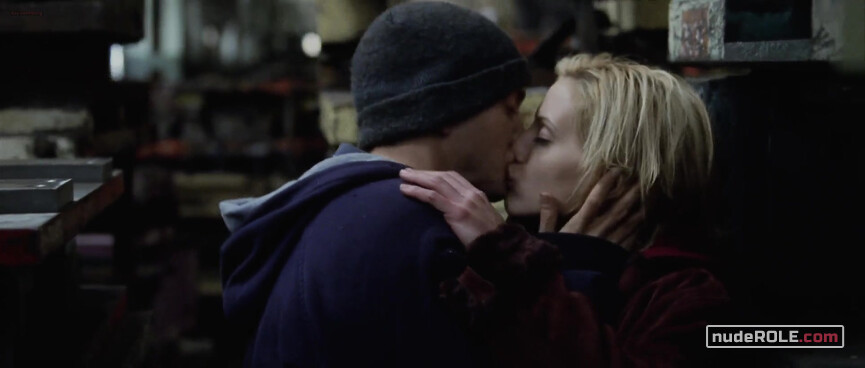 1. Alex sexy – 8 Mile (2002)