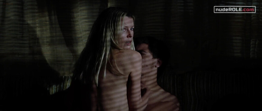 4. Stephanie nude – 8 Mile (2002)