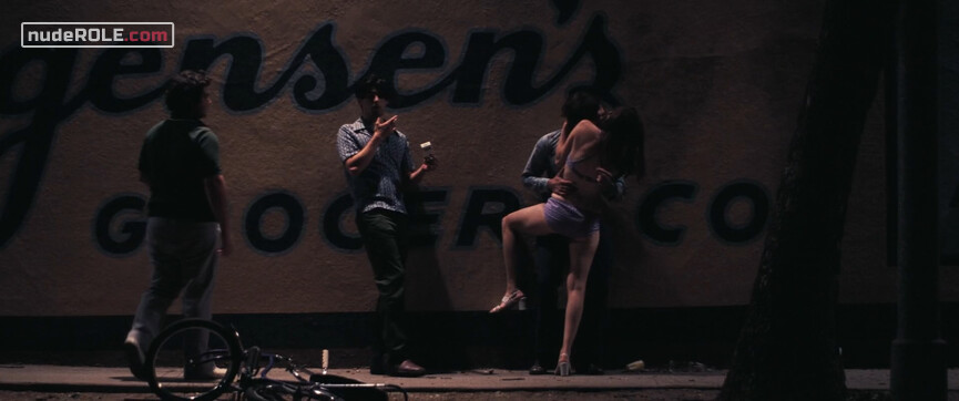 12. Alana sexy – Licorice Pizza (2021)