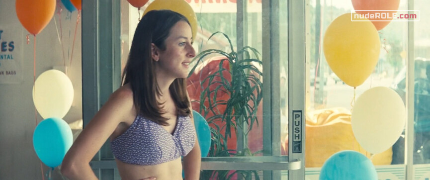 9. Alana sexy – Licorice Pizza (2021)