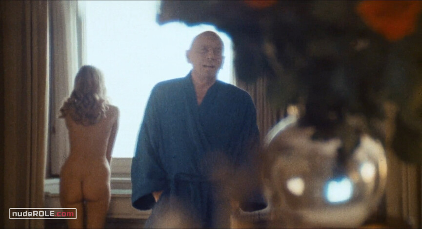 10. Anny nude – Death Rage (1976)