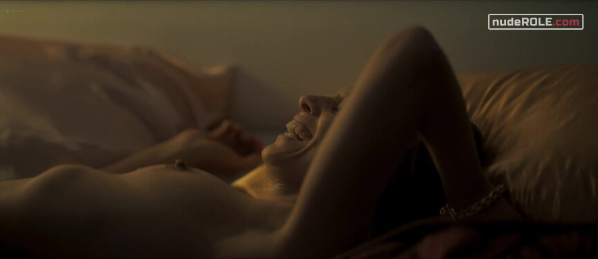 10. Isabelle Desnain nude , Elizabeth Shannonhouse sexy – American Gigolo s01e02 (2022)