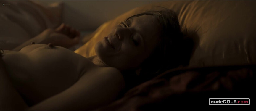 11. Isabelle Desnain nude , Elizabeth Shannonhouse sexy – American Gigolo s01e02 (2022)