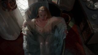 Aabis nude , Diane de Poitiers nude – The Serpent Queen s01e02 (2022)