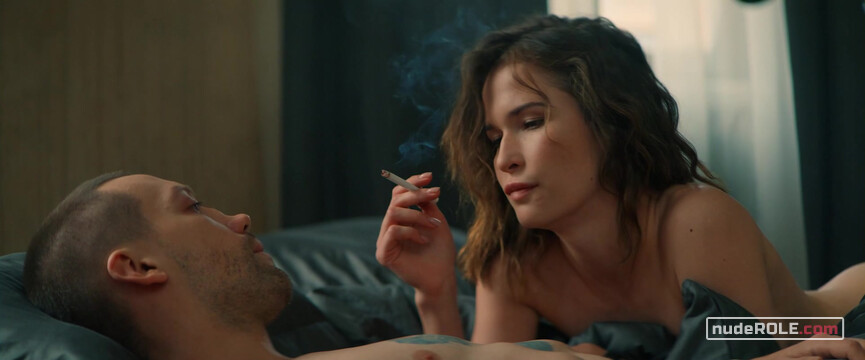 6. Kseniya nude – Chimera s01e01-03 (2022)