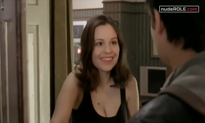 1. Jenny Schrader nude – Mörderische Elite (2004)