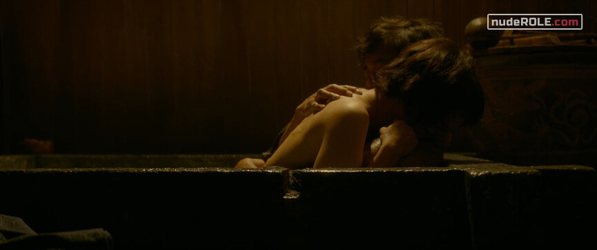 15. Teoh Yun Ling sexy – The Garden of Evening Mists (2019)