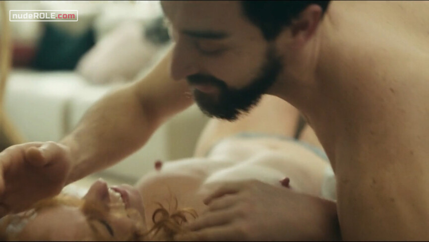 1. Lisa Limberger nude – Echos s01e04 (2021)