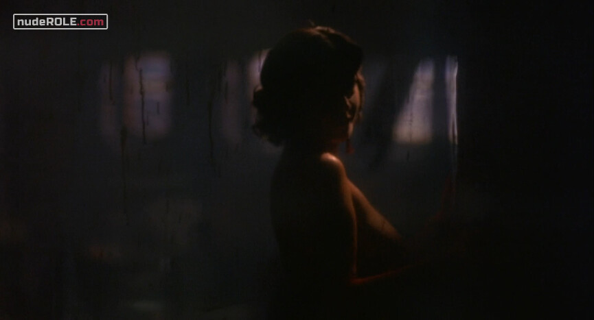 7. Francesca nude – Ghost Ship (2002)