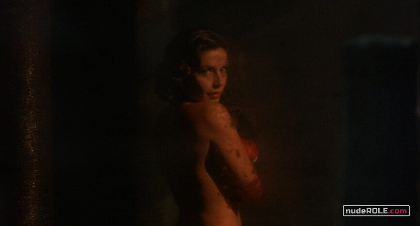 8. Francesca nude – Ghost Ship (2002)