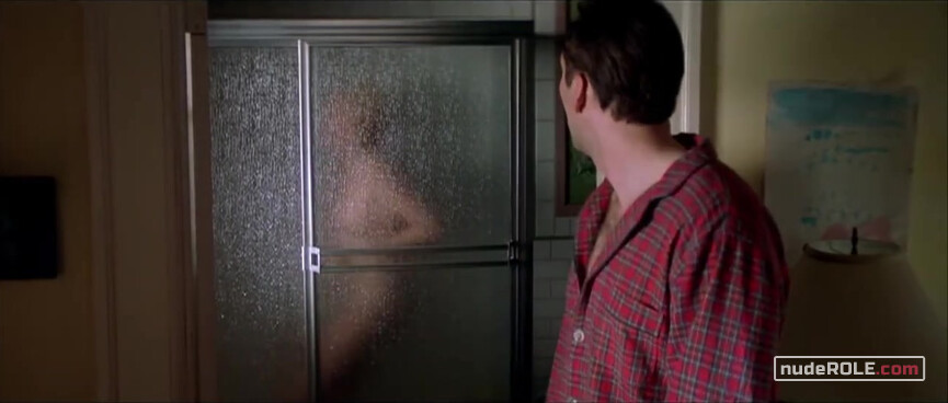 1. Kate Reynolds sexy – The Family Man (2000)