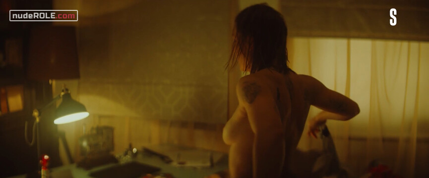 1. Mariya Rusakova nude – Mediator s02e01 (2021)