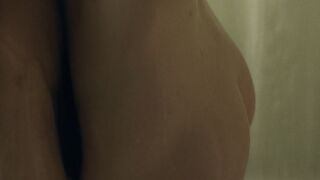 Bea nude – Honeymoon (2014)