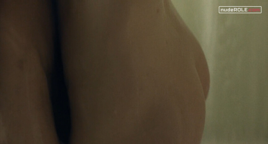 1. Bea nude – Honeymoon (2014)