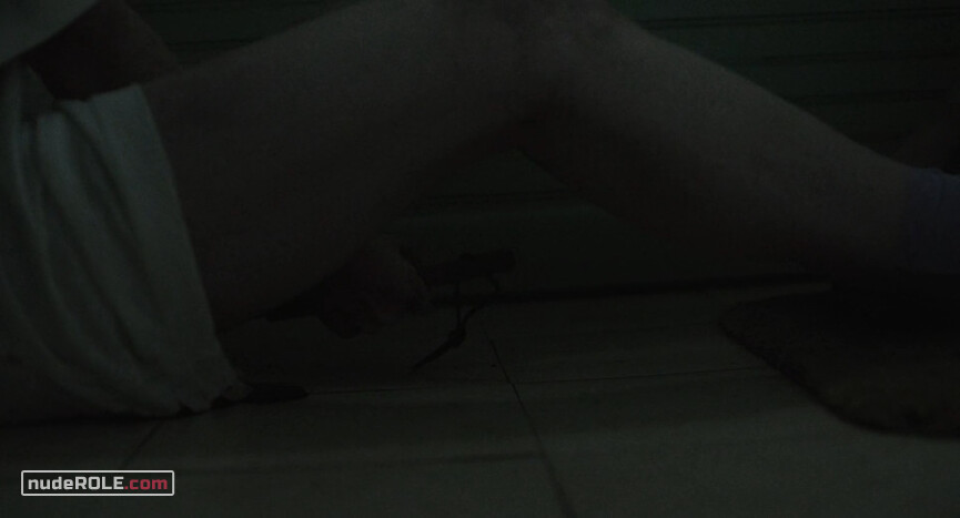 17. Bea nude – Honeymoon (2014)