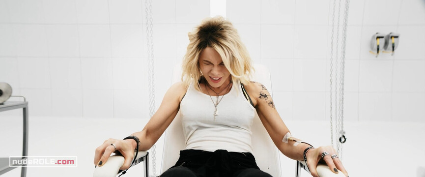 14. Lindy sexy – Jolt (2021)