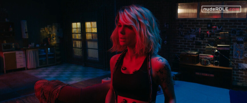 2. Lindy sexy – Jolt (2021)