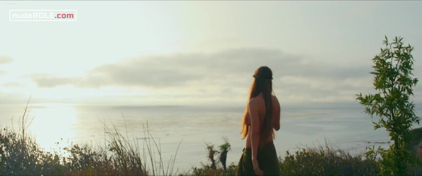 17. Domi nude – Get Away If You Can (2022)