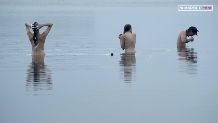 2. Jackie Venter nude – Sleeper's Wake (2012)