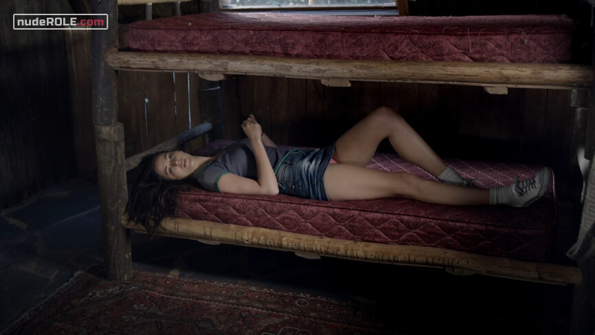 5. Jackie Venter nude – Sleeper's Wake (2012)