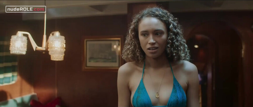 25. Jess nude , Lexie nude – Into the Deep (2022)