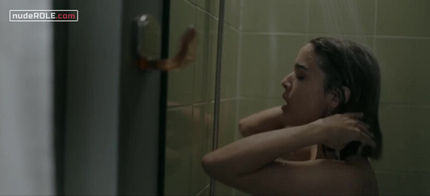 15. Isabel Mora nude – Parot s01e04, e05, e06, e10 (2021)