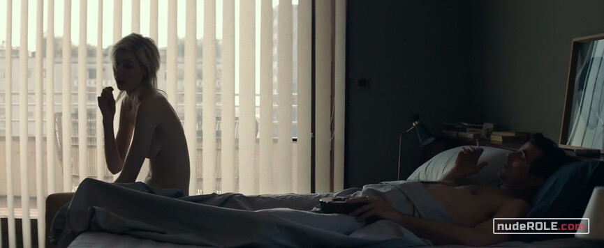 11. Berenice Hollis nude – The Burnt Orange Heresy (2019) #2