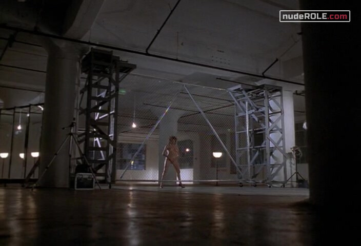 1. Linda nude, Gia Carangi nude – Gia (1998)