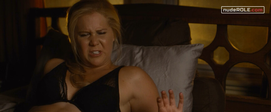 3. Amy sexy – Trainwreck (2015)