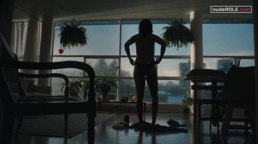 1. Ariela66 nude – Leona (2018)