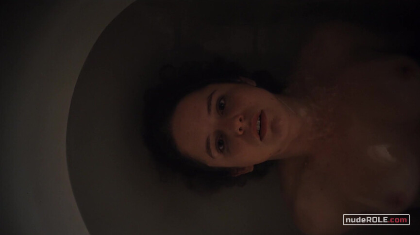 4. Ariela66 nude – Leona (2018)