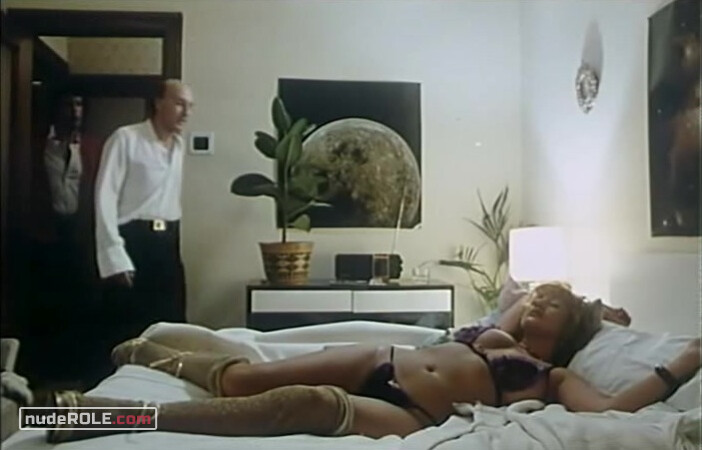 10. Maggie nude – El poderoso influjo de la luna (1981)