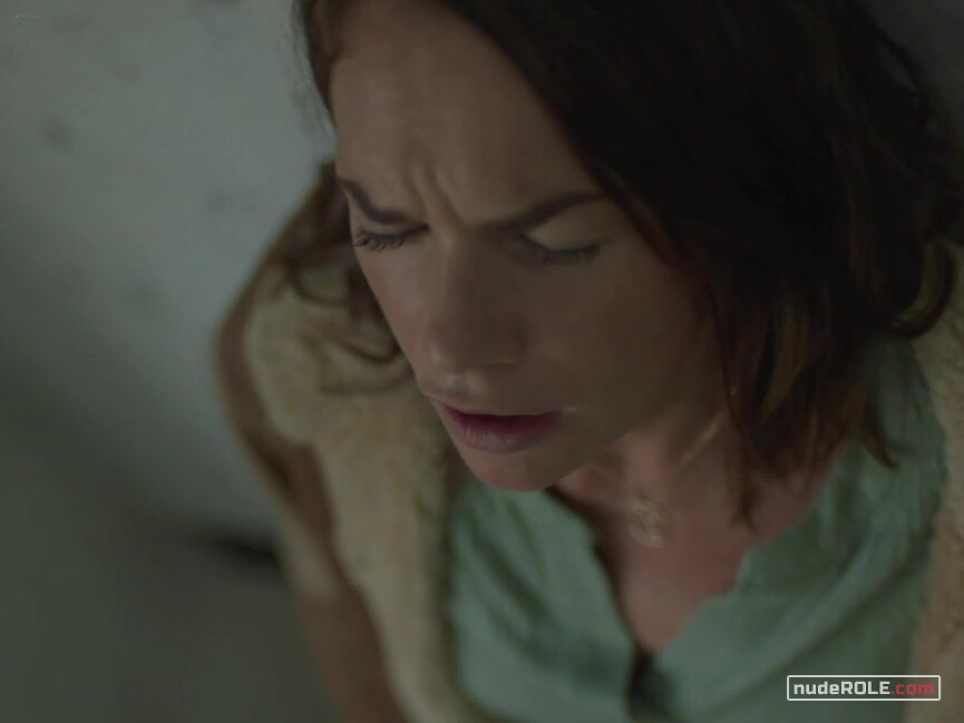 6. Kate nude – True Things (2021)