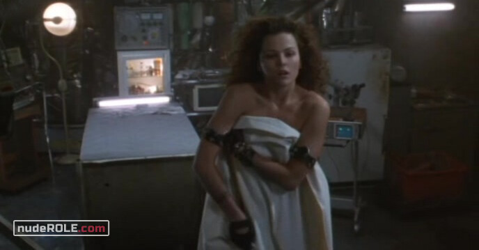 6. Jane sexy – Johnny Mnemonic (1995)