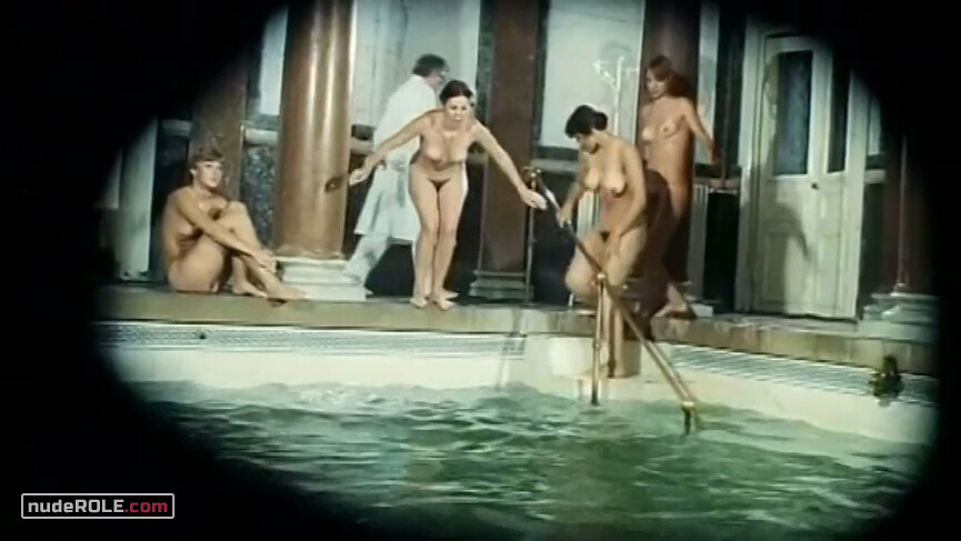 4. Jirina Strobachová nude, Kveta nude – Od vraždy jenom krok ke lži (1982)