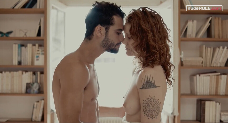 15. Aviva (woman) nude – Aviva (2020)