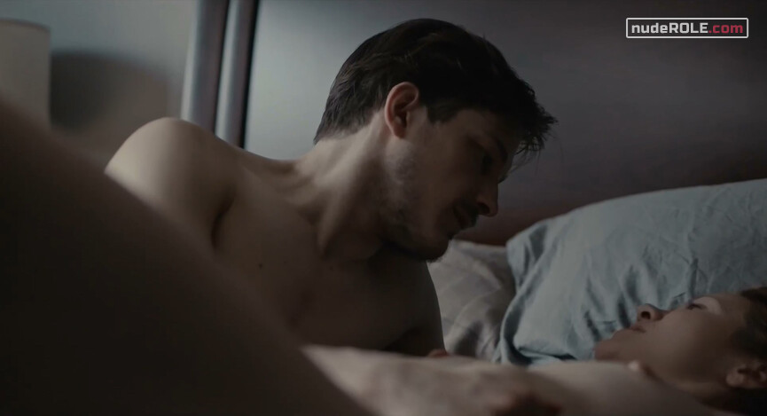 9. Aviva (woman) nude – Aviva (2020)