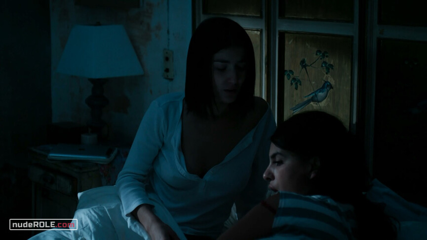 29. Alma Aparicio sexy, Julia Aparicio nude – Las Aparicio (2015)