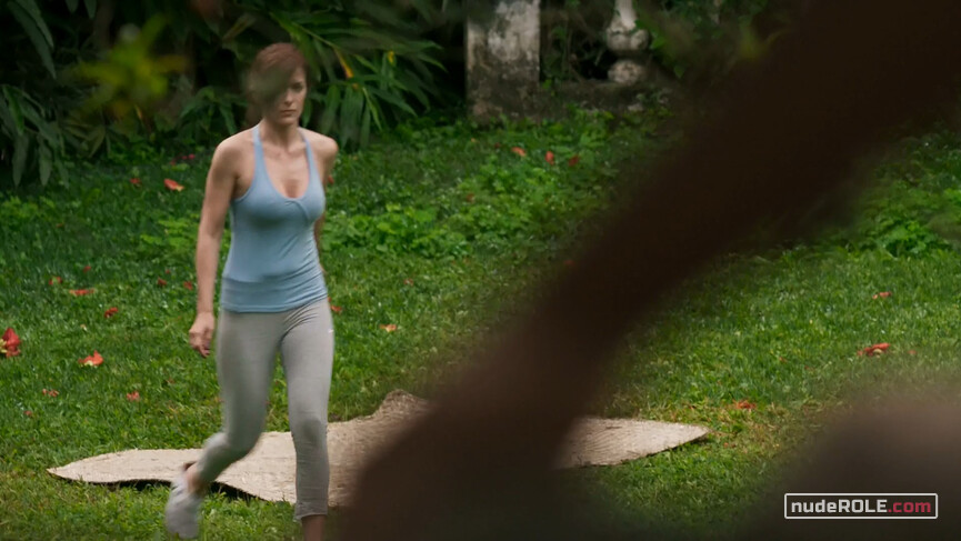 35. Alma Aparicio sexy, Julia Aparicio nude – Las Aparicio (2015)
