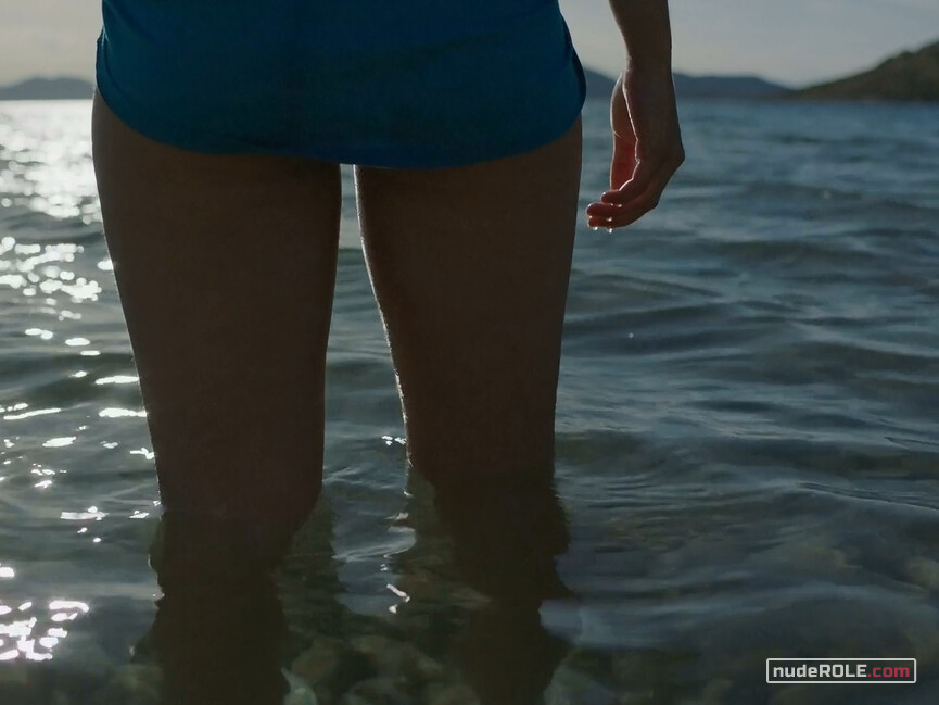 26. Alma nude , Club Singer Jovana sexy – Take Me Somewhere Nice (2019)