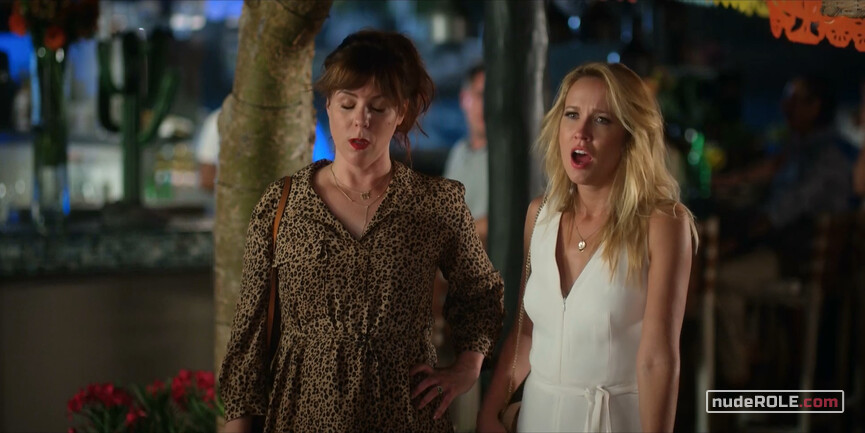 7. Brooke sexy, Kaylie sexy, Angel de la Paz sexy – Desperados (2020)