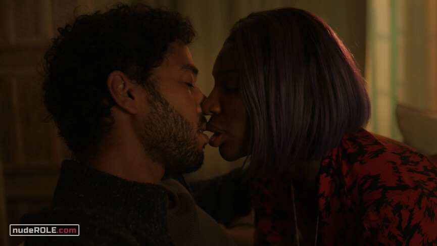 3. Arabella sexy, Terry nude – I May Destroy You s01e03 (2020)