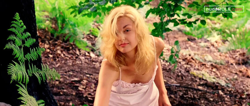 8. Callie sexy – The Passion of Darkly Noon (1995)