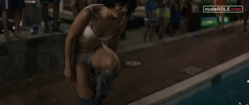 5. Nicole sexy, Kristen Shaw sexy – Can't Take It Back (2017)