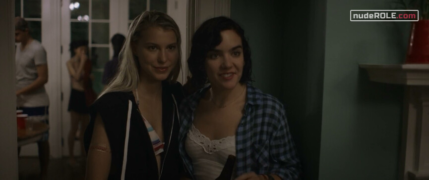 7. Nicole sexy, Kristen Shaw sexy – Can't Take It Back (2017)