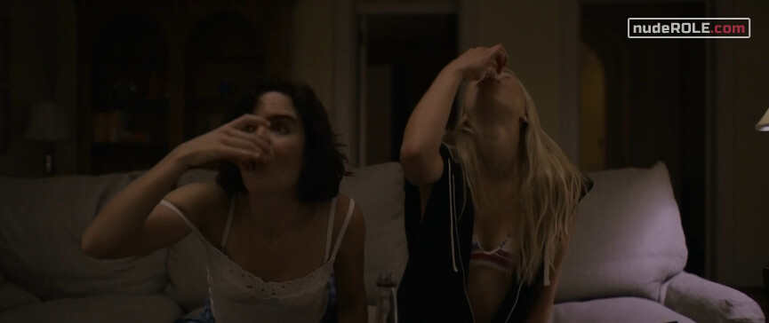 8. Nicole sexy, Kristen Shaw sexy – Can't Take It Back (2017)