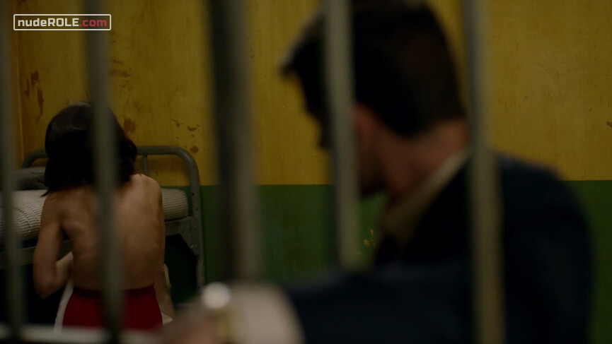 4. Lucy Preston sexy – Timeless s01e01 (2016)