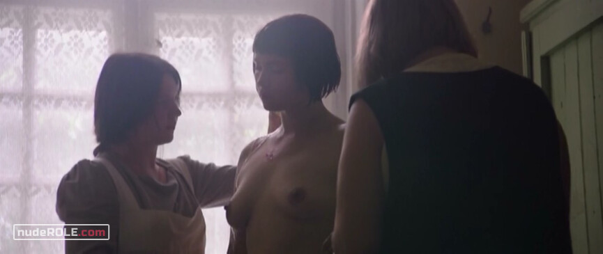 3. Ida Maria Åkerblom nude – Maria's Paradise (2019)