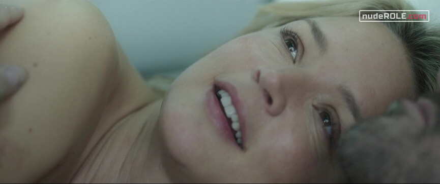 11. Camille Fouquet nude – Waiting for Bojangles (2021) #2
